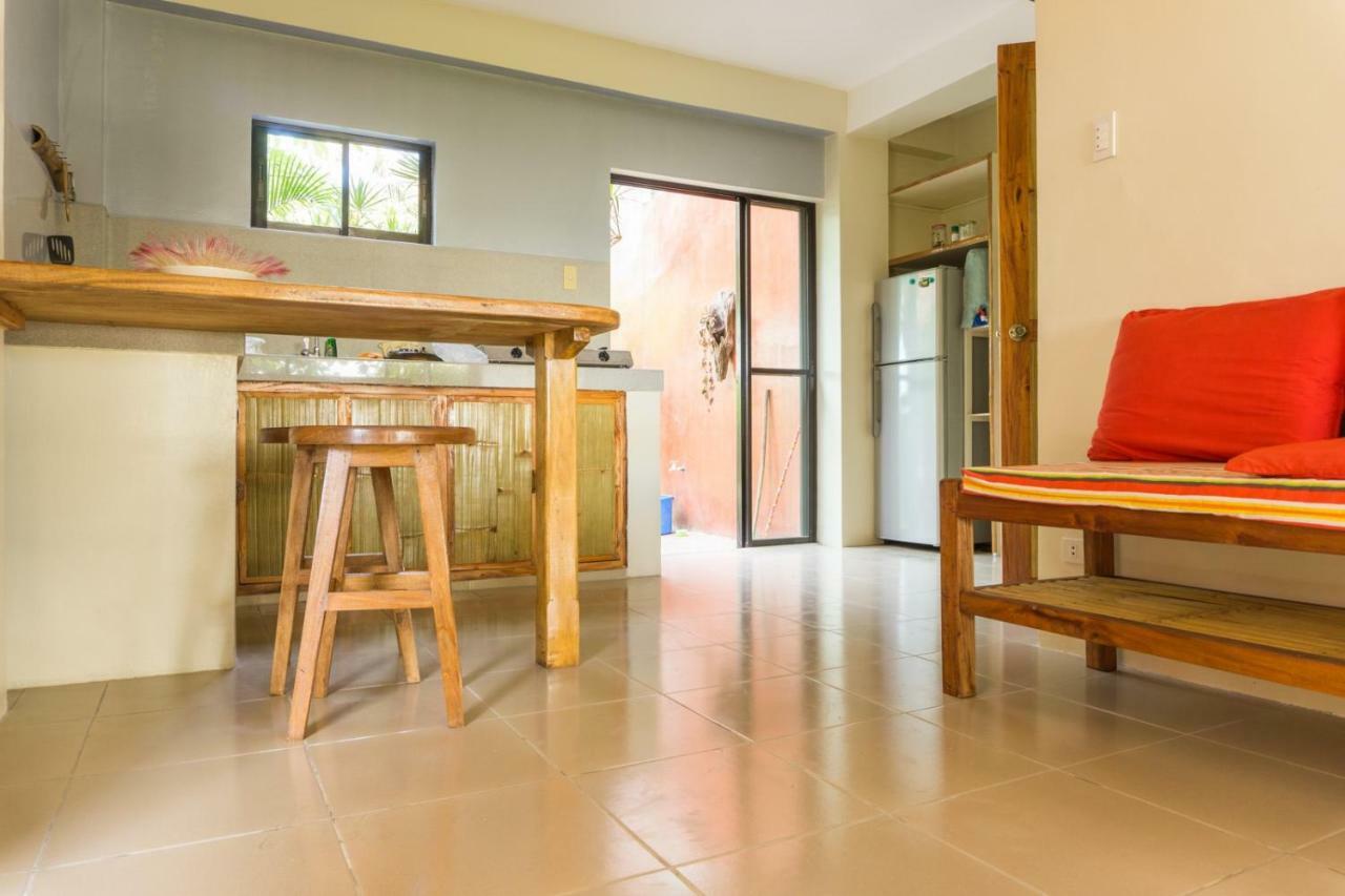 Hangout Beach Resort Caticlan Eksteriør bilde
